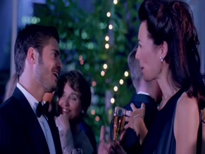 TIA CARRERE in MEET PRINCE CHARMING (1999)