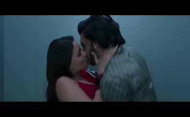 ALIA BHATT in Alia Bhatt Ranveer Singh All Liplock Hot Kissing Scenes