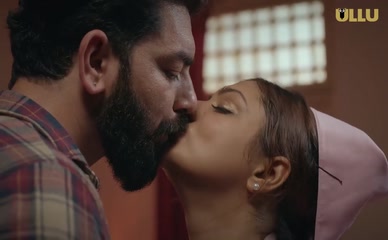JONITA D'CRUZ,KHUSHI MUKHERJEE NUDE/SEXY SCENE IN KASTURI TAMIL ULLU