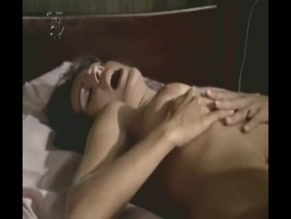 ZELIA DINIZ NUDE/SEXY SCENE IN PORNO!
