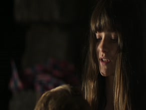EMILIE NEUMEISTER in THE SCENT OF ORANGES(2019)