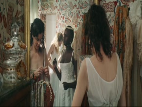 ANNABELLE LENGRONNE in JANE AUSTEN WRECKED MY LIFE (2025)