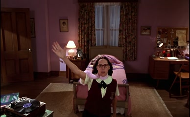 MOLLY SHANNON in Superstar