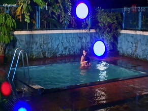 JINNIE JAAZ,LEENA SINGH NUDE/SEXY SCENE IN GUPCHUP NRI