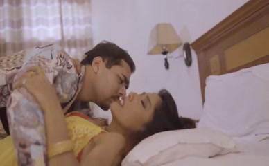 SHARANYA JIT KAUR,SHYNA KHATRI,AAYUSHI JAISWAL NUDE/SEXY SCENE IN BIBI HO TO AISI