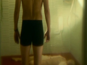 AGNES BORN NUDE/SEXY SCENE IN DETECTIVE HOLE