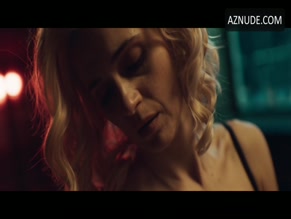 AGNIESZKA GROCHOWSKA NUDE/SEXY SCENE IN HOW I FELL IN LOVE WITH A GANGSTER