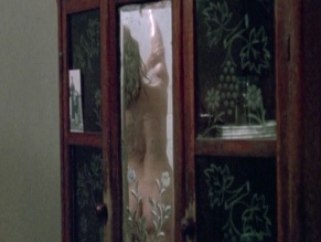 AGNIESZKA WAGNER NUDE/SEXY SCENE IN THE TRUCE