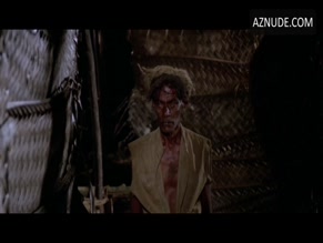 AKUSHULA SELAYAH in MOUNTAIN OF THE CANNIBAL GOD(1978)