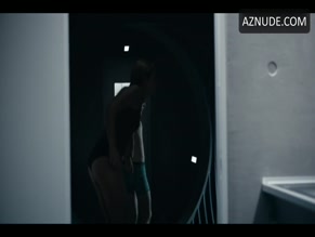 ALBA AUGUST NUDE/SEXY SCENE IN THE RAIN