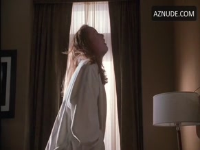 ALICIA WITT NUDE/SEXY SCENE IN THE SOPRANOS