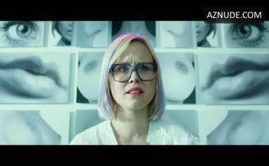 ALISON PILL in Zoom
