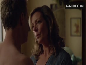 ALLISON JANNEY NUDE/SEXY SCENE IN MASTERS OF SEX