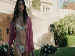 ANDRA NECHITA,HALLE BERRY NUDE/SEXY SCENE IN CRIME 101