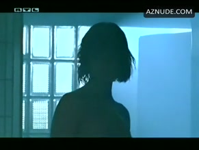 ANJA FREESE NUDE/SEXY SCENE IN LUFTPIRATEN - 113 PASSAGIERE IN TODESANGST