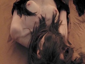 ANNA ERIKSSON NUDE/SEXY SCENE IN E