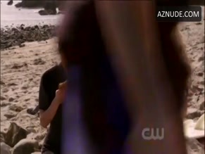 ANNALYNNE MCCORD NUDE/SEXY SCENE IN 90210