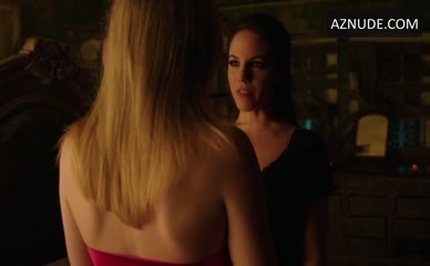 ANNA SILK in Lost Girl