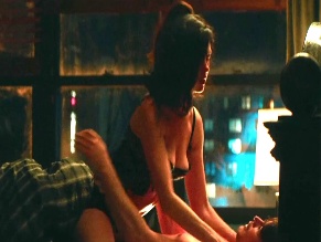 ANNE HATHAWAY NUDE/SEXY SCENE IN VERITY