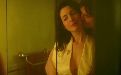 ANNE HATHAWAY NUDE/SEXY SCENE IN VERITY