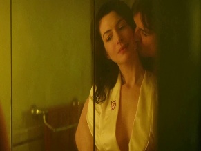 ANNE HATHAWAY NUDE/SEXY SCENE IN VERITY