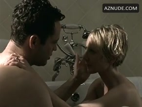 ANNE HECHE NUDE/SEXY SCENE IN RETURN TO PARADISE