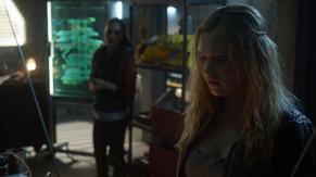 Eliza TaylorSexy in The 100