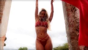  alt="Jeni Summers Sexy in Playboy Magazine Mexico"