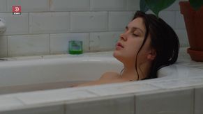  alt="Mimosa Willamo Sexy in Badrumsliv"