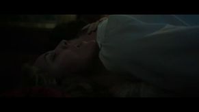  alt="Evelyne Brochu Sexy in Paris Police 1900"