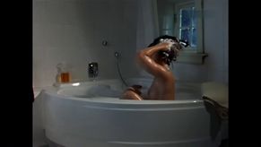  alt="Nadja Uhl Sexy in Zerrissene Herzen"