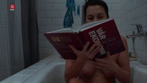  alt="Mimosa Willamo Sexy in Badrumsliv"