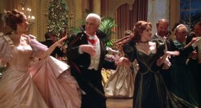  alt="Amy Yasbeck Sexy in Dracula: Dead And Loving It"