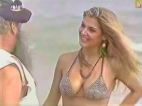  alt="Marta Pereira Sexy in Malucos Do Riso"
