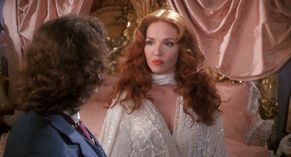  alt="Amy Yasbeck Sexy in Dracula: Dead And Loving It"