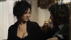  alt="Roberta Procida Sexy in Il Giovane Montalbano"