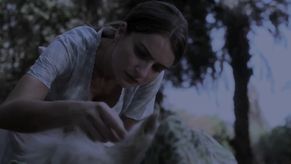  alt="Ania Bukstein Sexy in Al Martha Lauf"