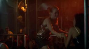 Julia Dietze Sexy in Little Paris