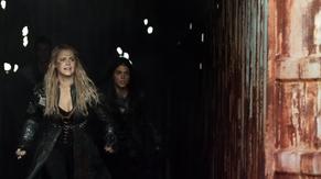 Eliza TaylorSexy in The 100