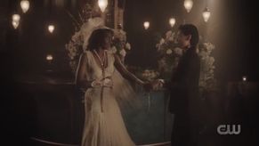  alt="Shi Ne Nielson Sexy in Charmed"