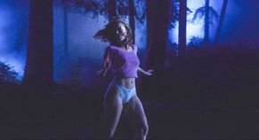  alt="Hannah Einbinder Sexy in Teenage Sex And Death At Camp Miasma"