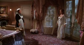  alt="Amy Yasbeck Sexy in Dracula: Dead And Loving It"
