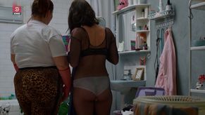  alt="Mimosa Willamo Sexy in Badrumsliv"