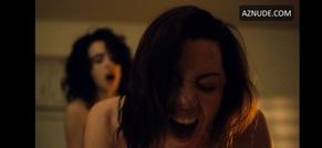  alt="Margaret Qualley Sexy in Honey Don't!"