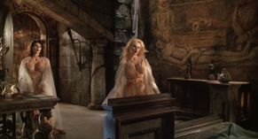  alt="Karen Roe Sexy in Dracula: Dead And Loving It"