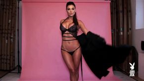  alt="Viviana Castrillon Sexy in Playboy Magazine Mexico"