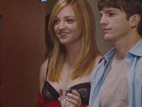 Abby ElliottSexy in No Strings Attached