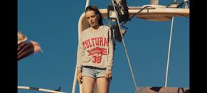  alt="Lisa Delamar Sexy in Survive"