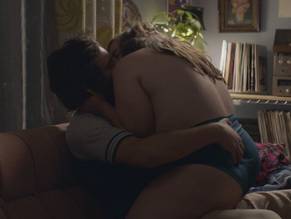 Aidy bryant nude