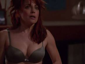 Alanna UbachSexy in Girlfriends' Guide to Divorce